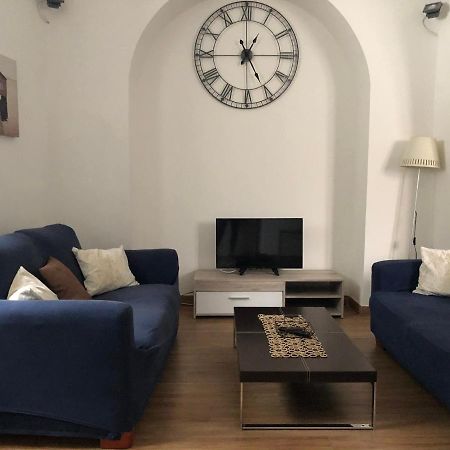Elle'S House Apartment Savona Ngoại thất bức ảnh