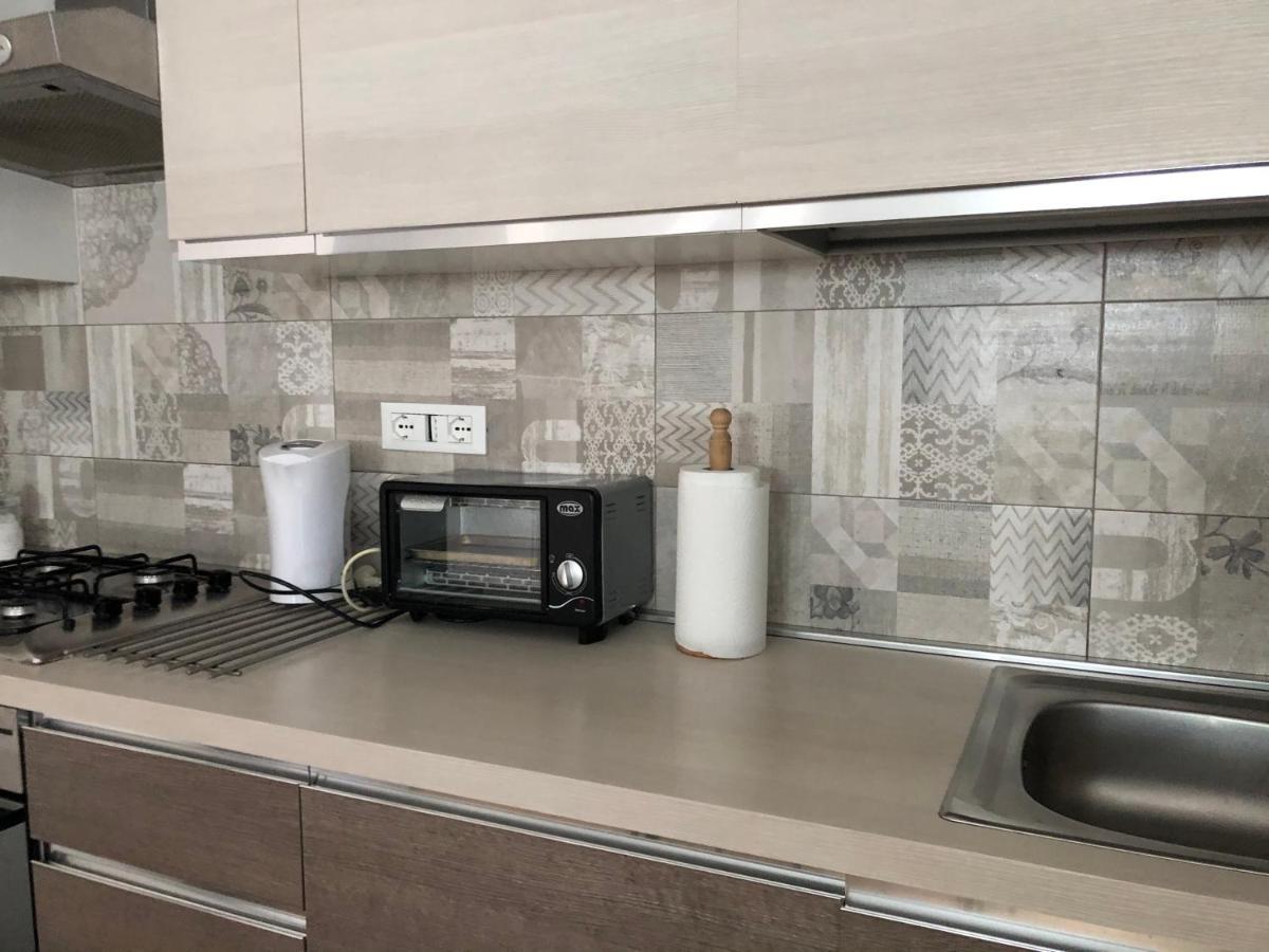 Elle'S House Apartment Savona Ngoại thất bức ảnh