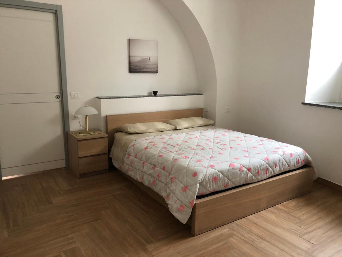 Elle'S House Apartment Savona Ngoại thất bức ảnh
